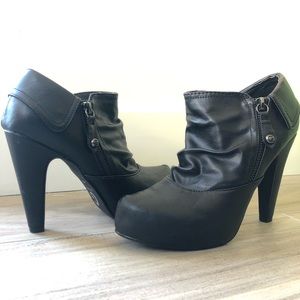 2/$5 G by Guess Trecy bootie Size 6M